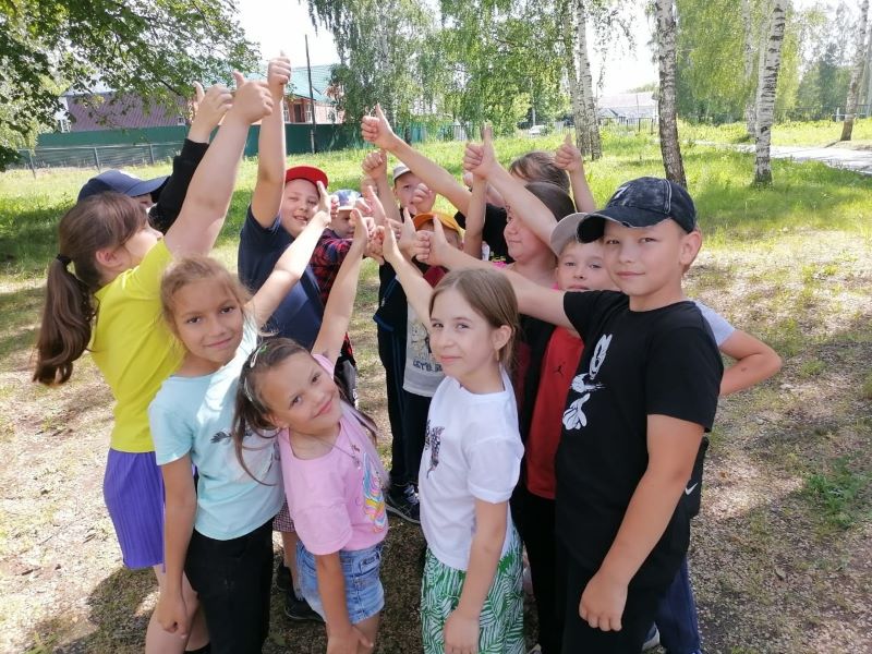 Двенадцатый день в лагере: здоровье, познание природы и творчество.